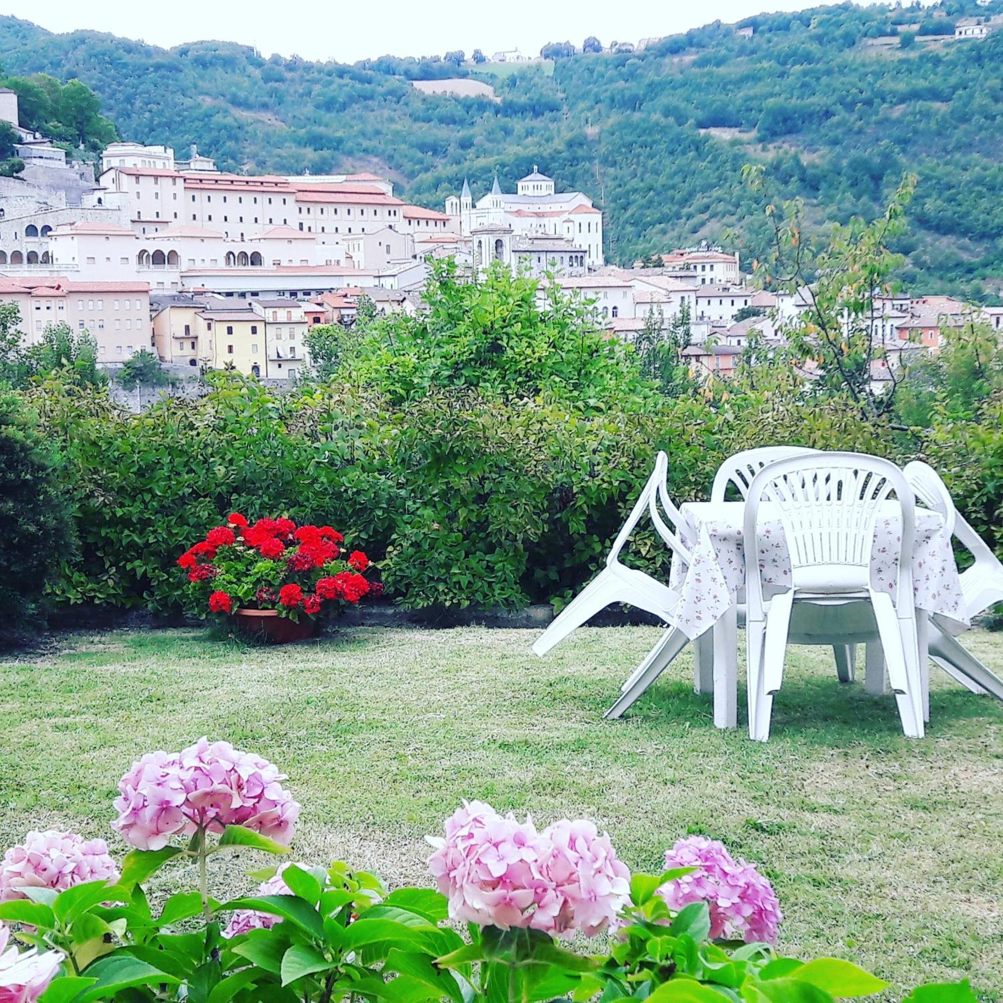 Hotel Villa Stella Cascia Exterior photo